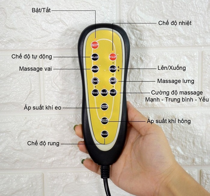 Bảng điều khiển của đệm massage toàn thân 6d1 Nhật Bản