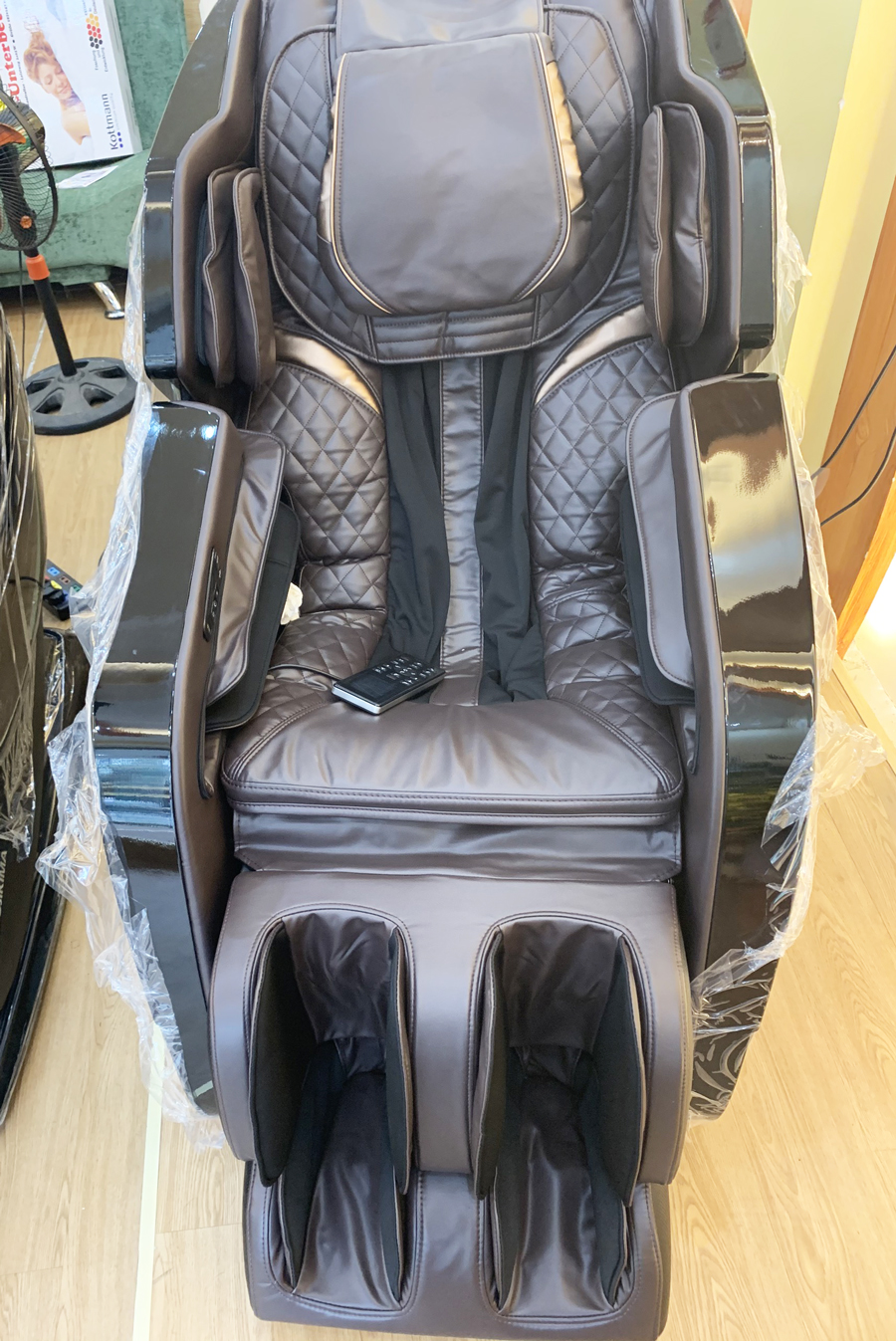 Ghế massage toàn thân OS-500LX Kiểu dáng hiện đại sang trọng